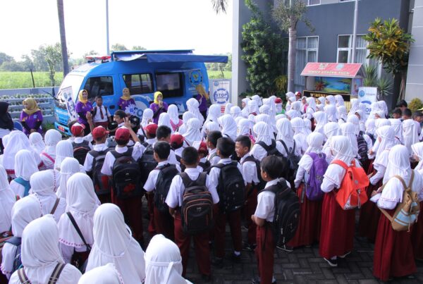 MIN 2 Kota Kediri Ikut Kunjungi Klinik Pratama BNN