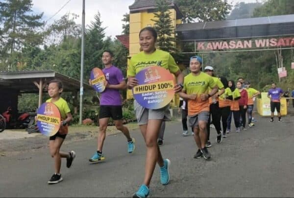 Gabungan Komunitas Pelari dan BNN Kota Kediri Kampanyekan #hidup100persen