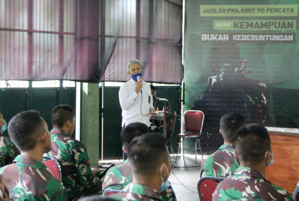 BNN Kota Kediri Kampanye War On Drugs Pada Prajurit Yonif Mekanis 521/DY