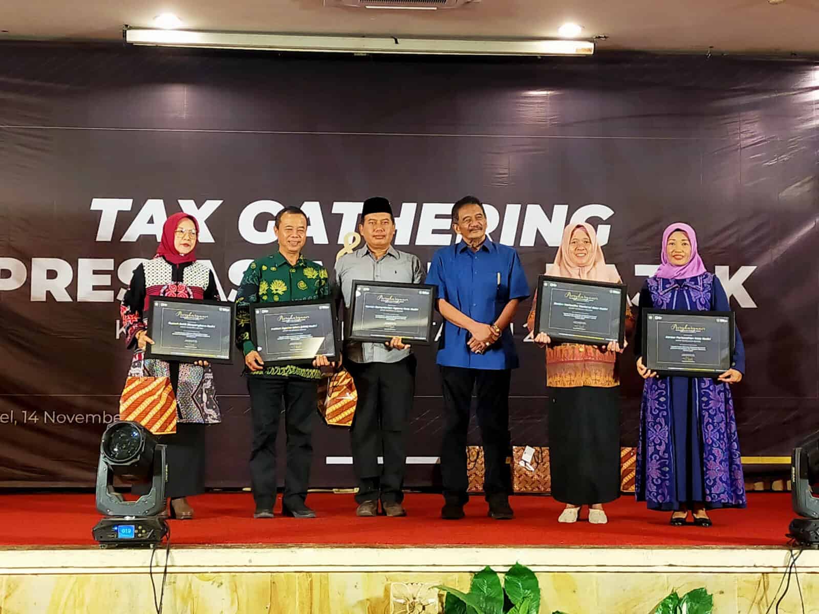 BNN Kota Kediri, Berhasil Raih Penghargaan KPP Pratama Kediri BNN Kota Kediri, Berhasil Raih Penghargaan KPP Pratama Kediri