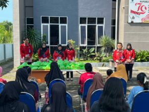 HUT BNN : Bakti Sosial Pembagian Infak dan Zakat BNN Kota Kediri HUT BNN : Bakti Sosial Pembagian Infak dan Zakat BNN Kota Kediri