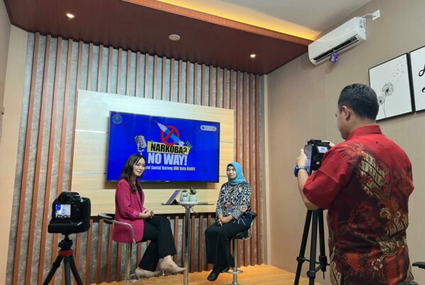 Podcast Ngobrol Santai Bareng BNN Kota Kediri Kampus UNIK