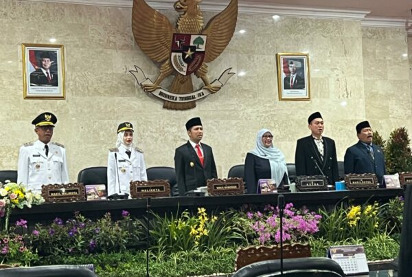 Hadiri Sertijab Wali Kota Kediri Hadiri Sertijab Wali Kota Kediri